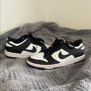 Black and White Nike Dunks